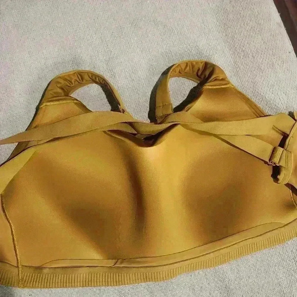 Lululemon Athletica Energy Bra - Picture 6 of 9